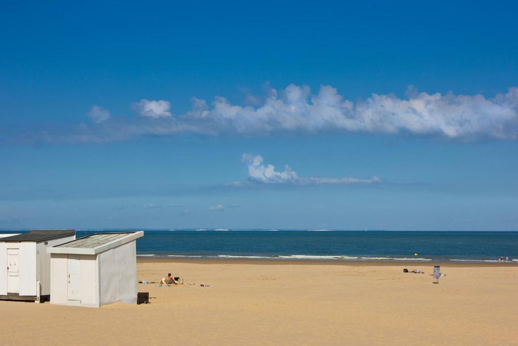 Hôtel De La Plage Calais Buitenkant foto